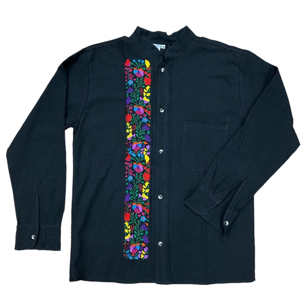 Men’s Black Guayabera Cancun Style